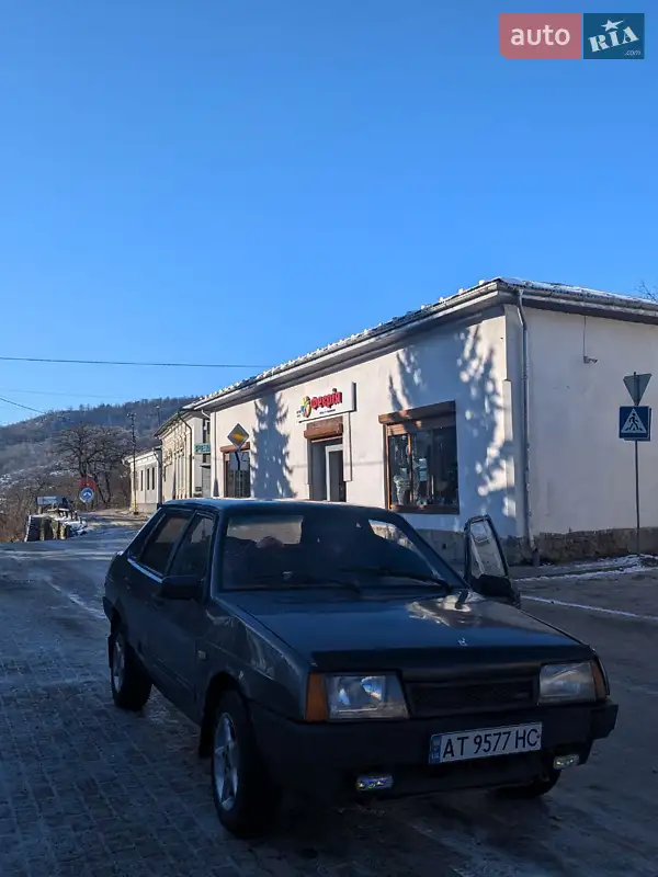 ВАЗ / Lada 21099