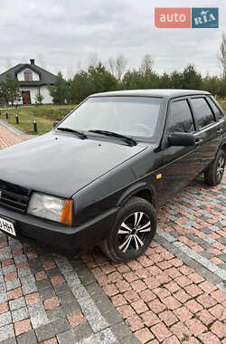 Седан ВАЗ / Lada 21099 2005 в Нововолынске