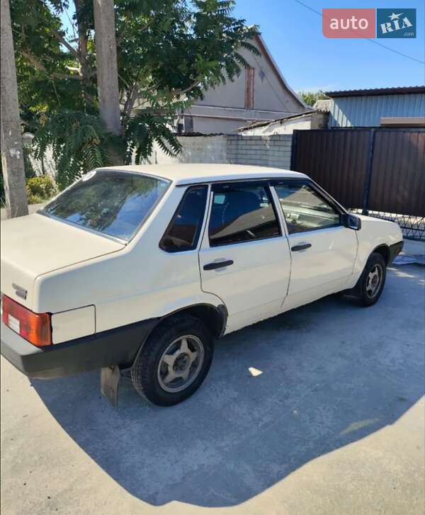 Седан ВАЗ / Lada 21099 1993 в Днепре