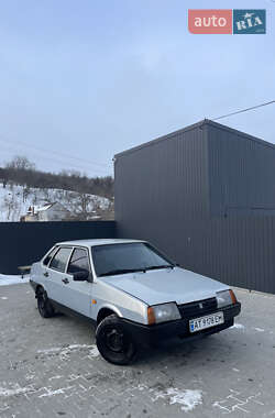 Седан ВАЗ 21099 2008 в Косове