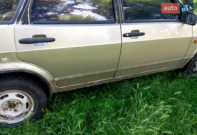 Седан ВАЗ / Lada 21099 1998 в Черкассах фото 11 Седан ВАЗ / Lada 21099 1998 в Черкассах