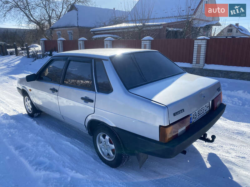 Седан ВАЗ / Lada 21099 2001 в Калиновке фото 5 Седан ВАЗ / Lada 21099 2001 в Калиновке