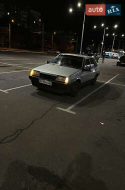 Седан ВАЗ 21099 1998 в Новомосковске