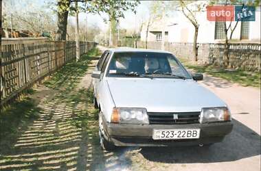 Седан ВАЗ 21099 2001 в Коростене