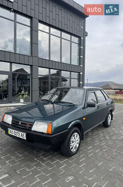 Седан ВАЗ 21099 2004 в Солотвине