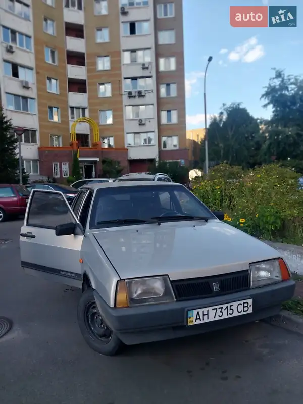 ВАЗ / Lada 21099