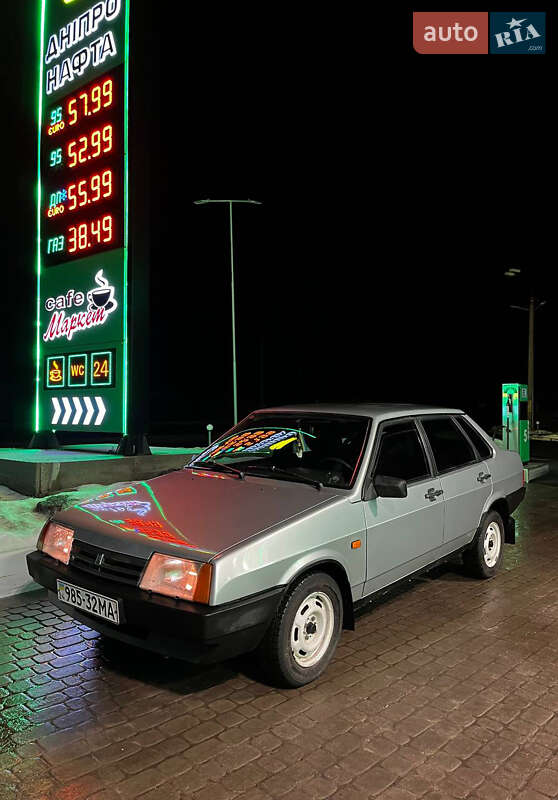 Седан ВАЗ / Lada 21099 2003 в Александровке