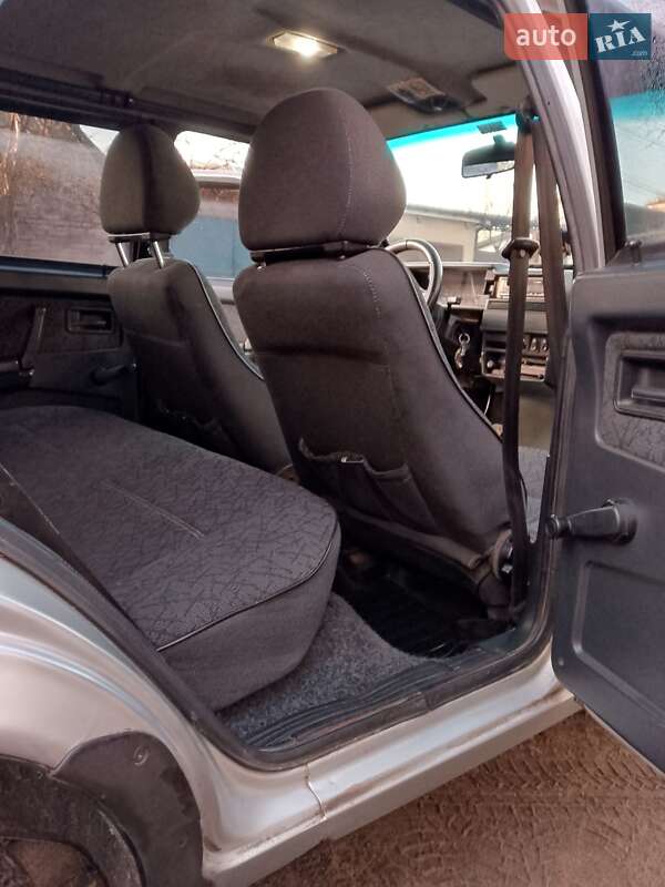 Седан ВАЗ / Lada 21099 2005 в Днепре фото 10 Седан ВАЗ / Lada 21099 2005 в Днепре