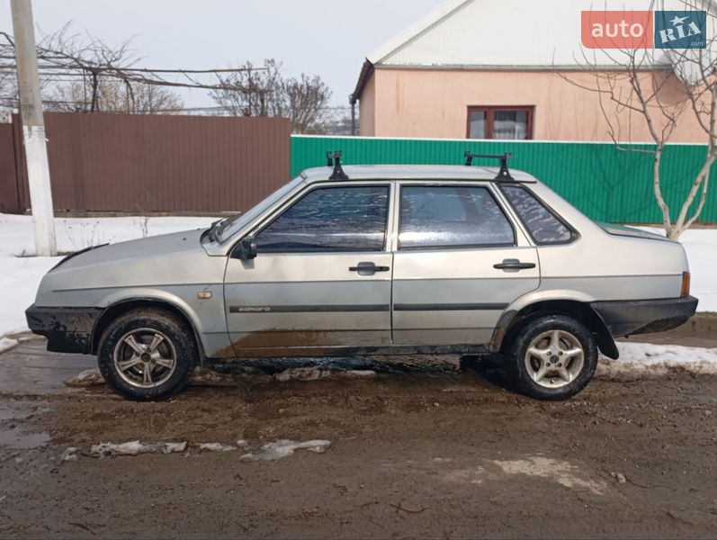 Седан ВАЗ / Lada 21099 2005 в Рени
