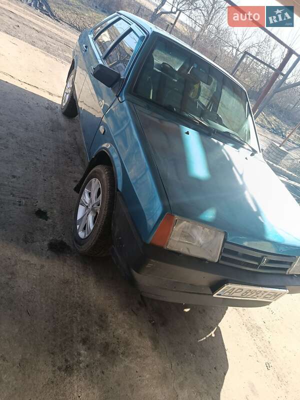 Седан ВАЗ / Lada 21099 2001 в Запорожье