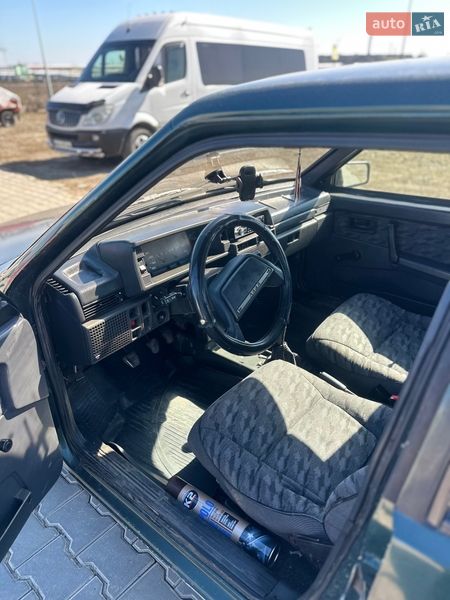 Седан ВАЗ / Lada 21099 2002 в Одессе