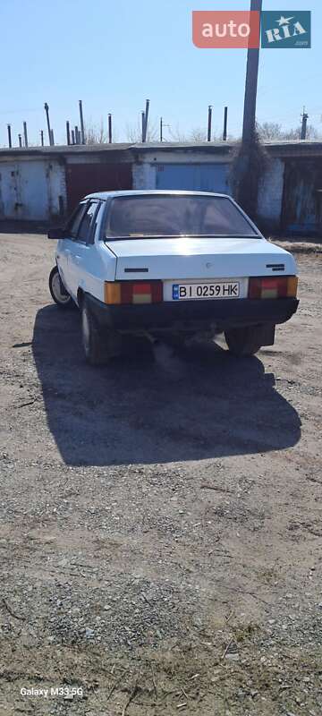 Седан ВАЗ / Lada 21099 1994 в Горишних Плавнях