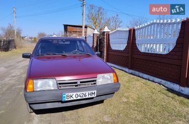 Седан ВАЗ / Lada 21099 2008 в Остроге