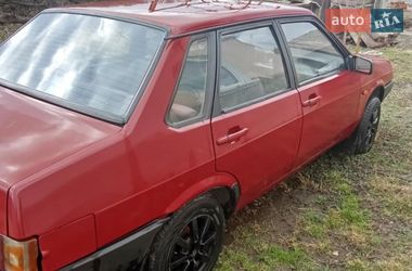 Седан ВАЗ 21099 1993 в Монастириській
