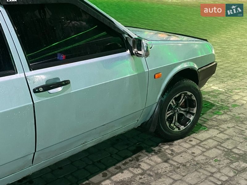 Седан ВАЗ / Lada 21099 2005 в Киеве