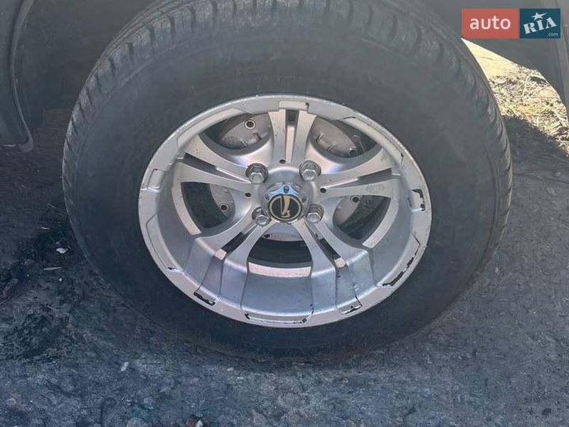 Седан ВАЗ / Lada 21099 2007 в Киеве