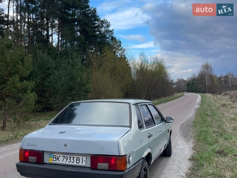 Седан ВАЗ / Lada 21099 2004 в Ровно фото 3 Седан ВАЗ / Lada 21099 2004 в Ровно