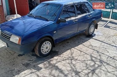 Седан ВАЗ 21099 2002 в Могилів-Подільському