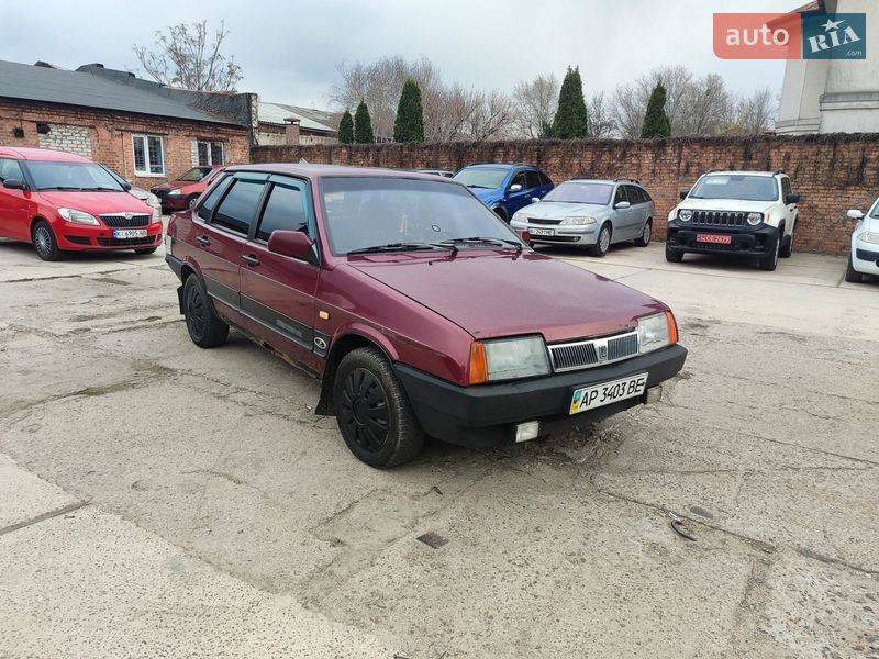 ВАЗ / Lada 21099 2000