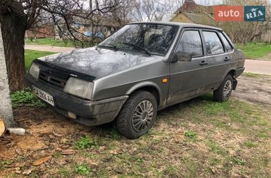 Седан ВАЗ 21099 1992 в Чигирину