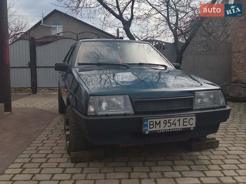 Седан ВАЗ / Lada 21099 2004 в Сумах