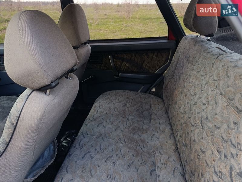 Седан ВАЗ / Lada 21099 2004 в Коростишеві