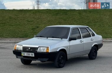 Седан ВАЗ 21099 2005 в Дніпрі