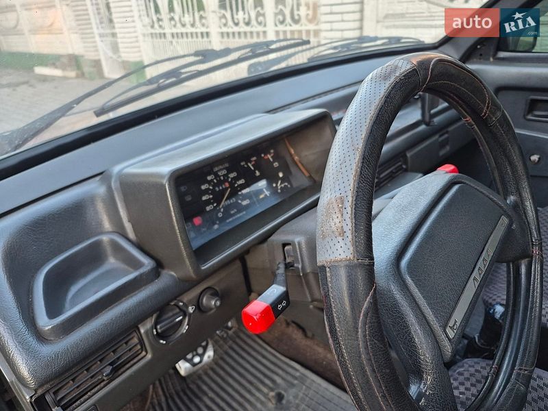 Седан ВАЗ / Lada 21099 1996 в Черновцах