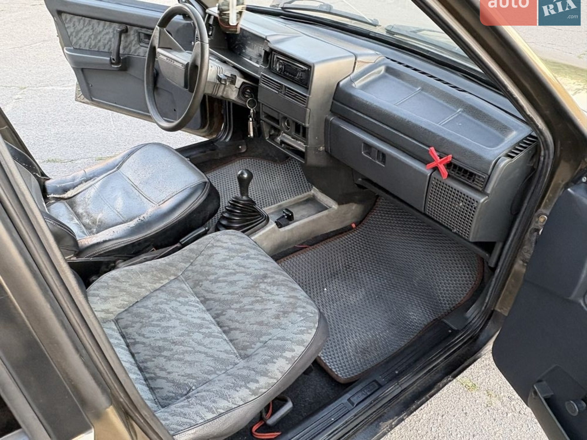 ВАЗ / Lada 21099 1999 VIN XTA210990X2528524 фото оголошення 17 з 24