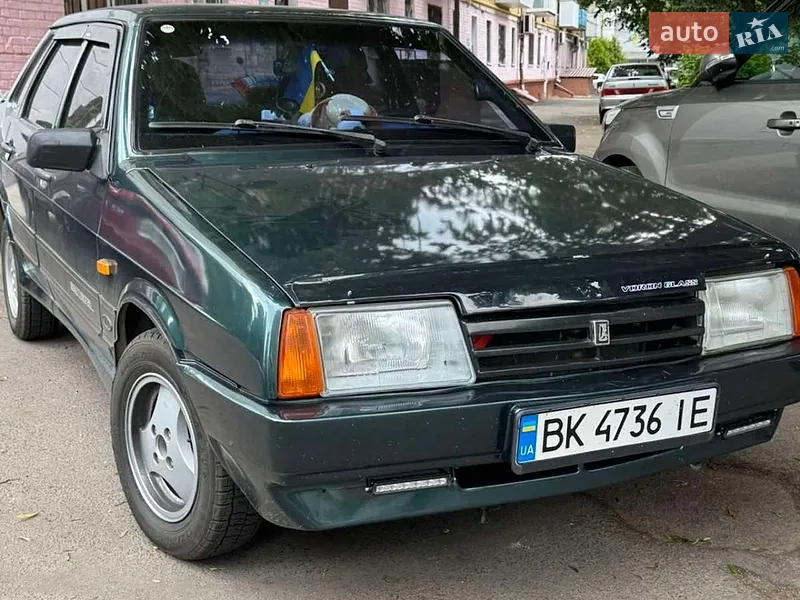 ВАЗ / Lada 21099