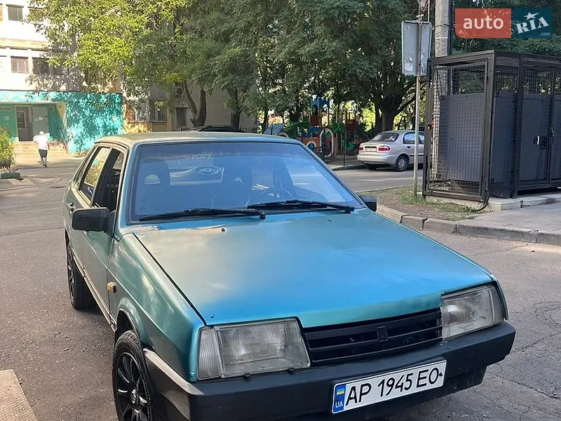 ВАЗ / Lada 21099