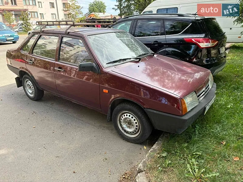 ВАЗ / Lada 21099