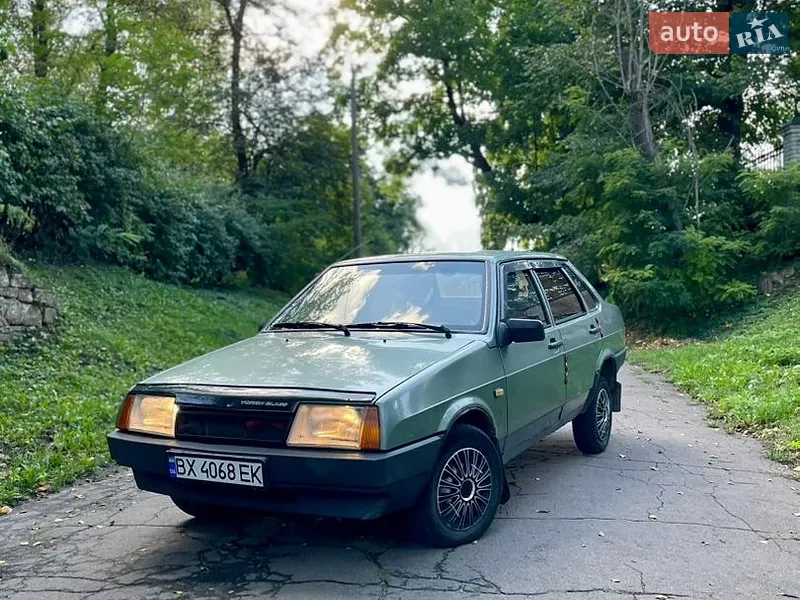 ВАЗ / Lada 21099