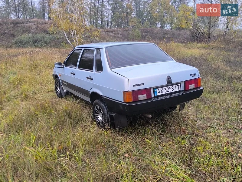 ВАЗ / Lada 21099