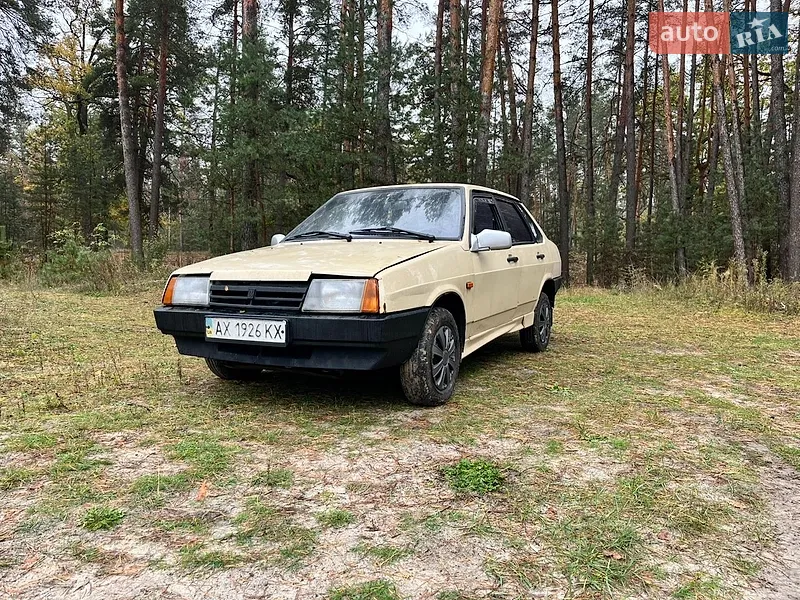 ВАЗ / Lada 21099