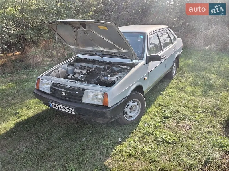 ВАЗ / Lada 21099