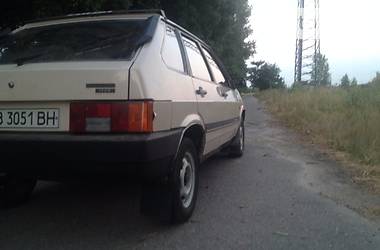 Хэтчбек ВАЗ 2109 1995 в 