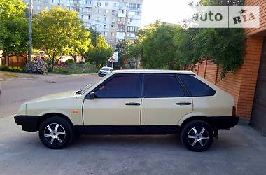 Хэтчбек ВАЗ / Lada 2109 1990 в Одессе