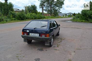 Хэтчбек ВАЗ / Lada 2109 1990 в Черняхове