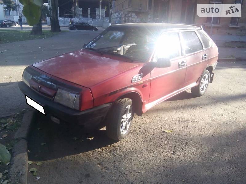 Хэтчбек ВАЗ / Lada 2109 1990 в Николаеве