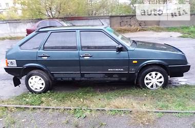 Хэтчбек ВАЗ / Lada 2109 2004 в Днепре