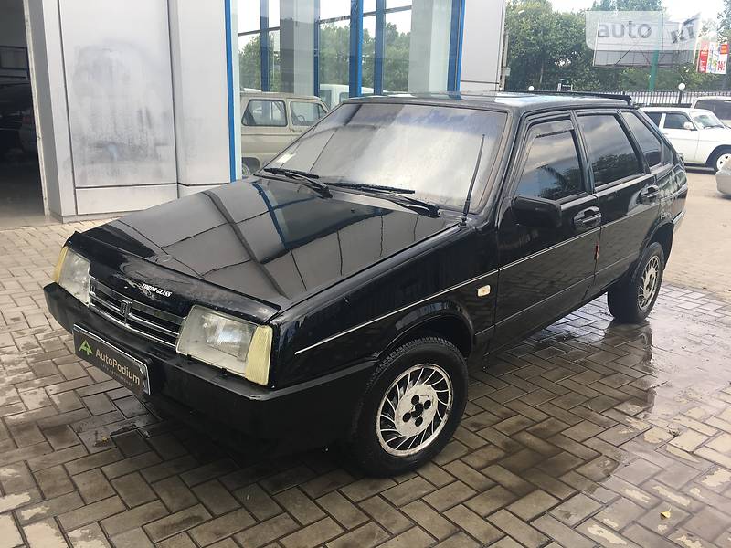 Хэтчбек ВАЗ / Lada 2109 1991 в Николаеве