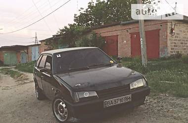 Хэтчбек ВАЗ / Lada 2109 1988 в Кропивницком