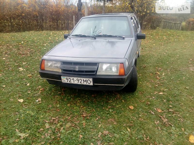 Хэтчбек ВАЗ / Lada 2109 1993 в Коломые