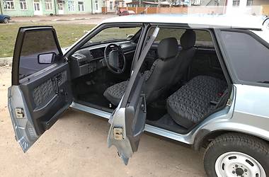 Хэтчбек ВАЗ / Lada 2109 2001 в Бердичеве