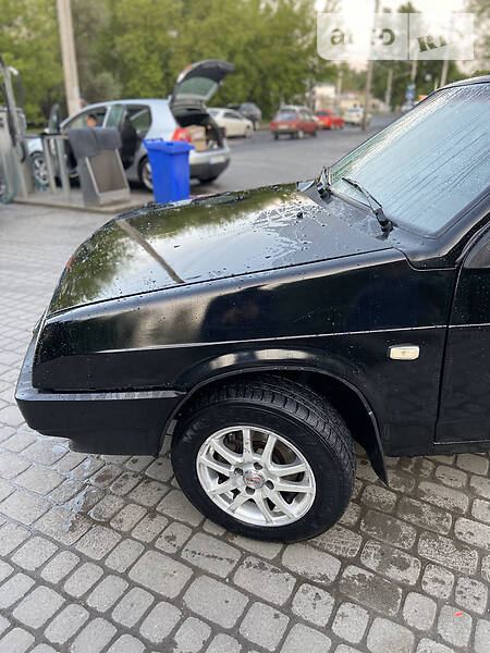 Хетчбек ВАЗ / Lada 2109 2006 в Львові