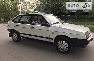 Хэтчбек ВАЗ / Lada 2109 1992 в Могилев-Подольске