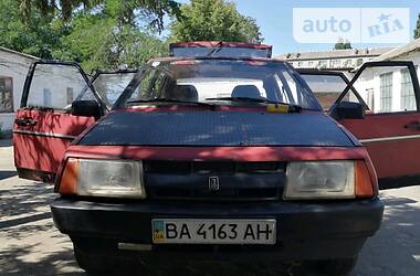 Хэтчбек ВАЗ / Lada 2109 1989 в Новой Каховке