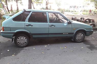 Хэтчбек ВАЗ / Lada 2109 1998 в Ровно