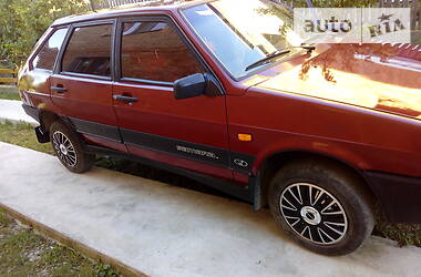 Хэтчбек ВАЗ / Lada 2109 1988 в Тысменице